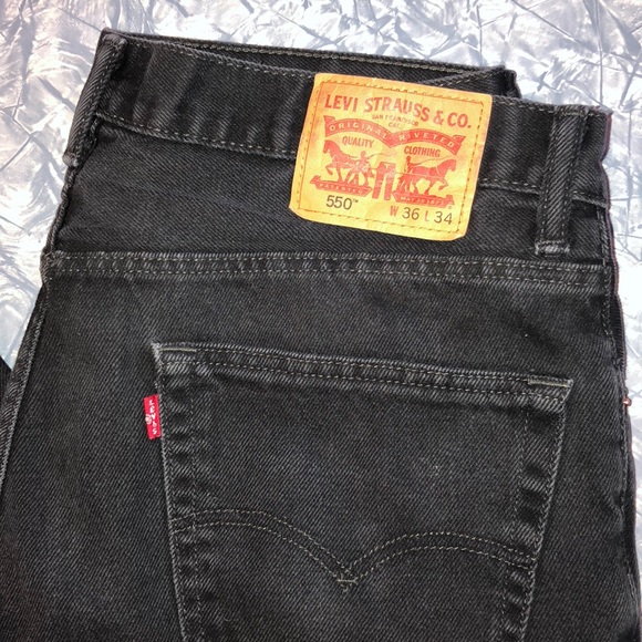 Black Levi’s 550 Jeans - Picture 2 of 5